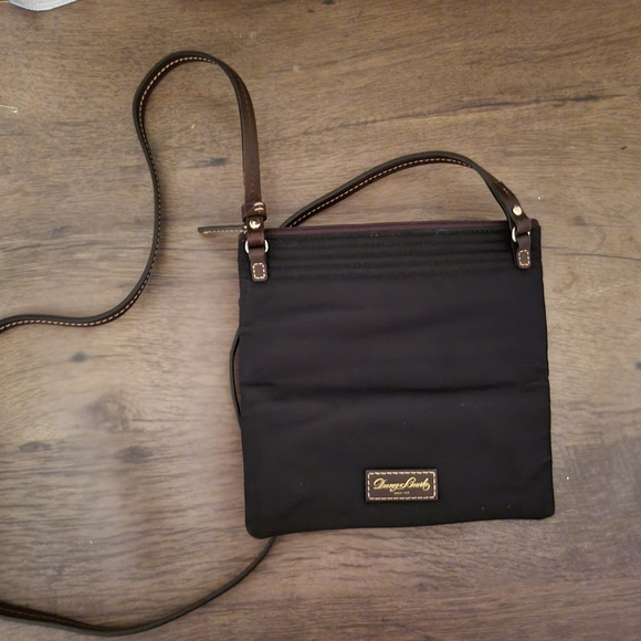 NWOT Dooney & Bourke Brown Black Gold Striped Nylon Crossbody Bag - Picture 2 of 3